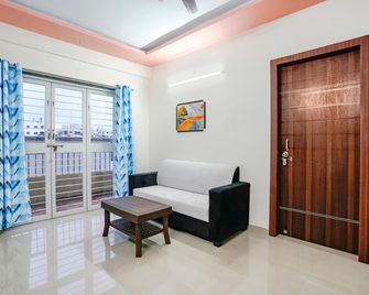 Hotel Comfort Caves - Nashik - Lobby