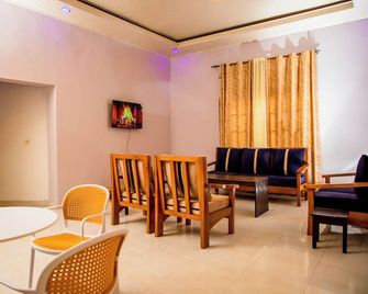 Imuhira Villa Kibenga – Peaceful 3-Bedroom Villa in Bujumbura - Bujumbura