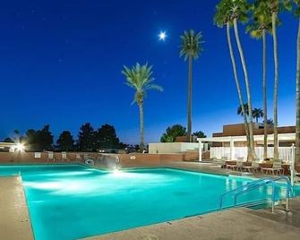 Sun Lakes By Signature Vacation Rentals - Sun Lakes - Pool