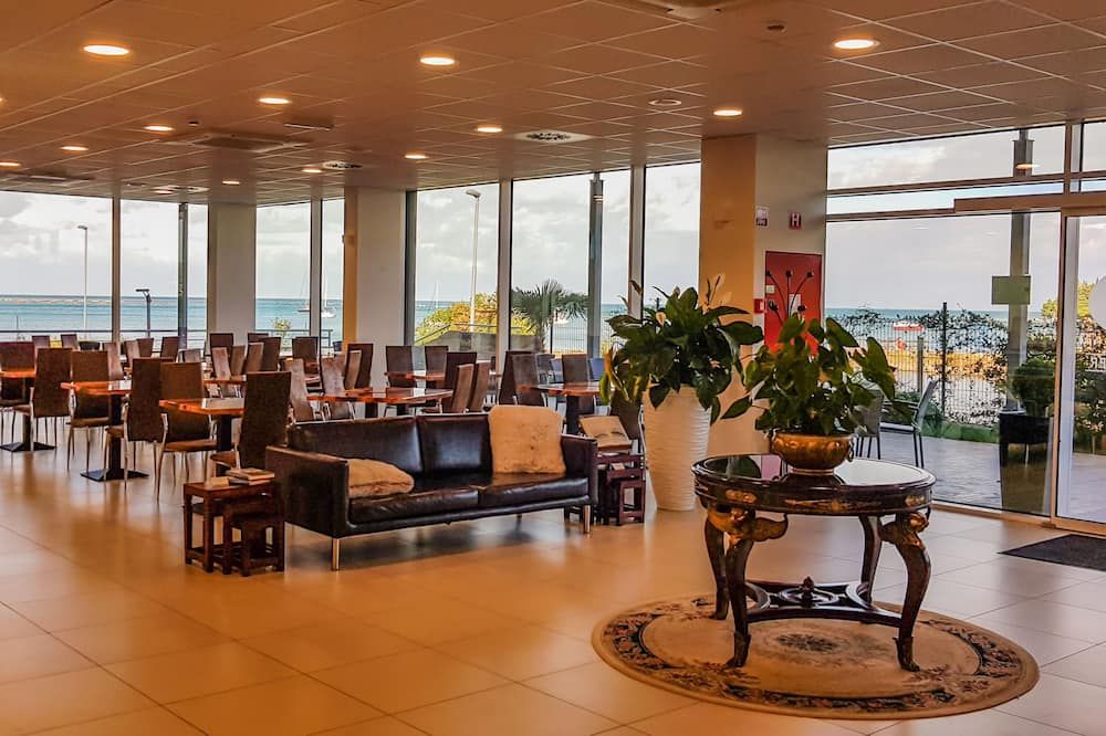 Hotel Lavender - Oleander Resort - Strunjan - Salónek