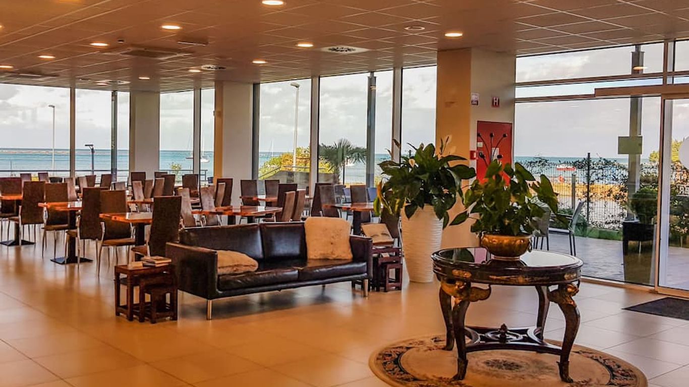 Hotel Lavender - Oleander Resort