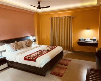 the loft hotel - Siliguri - Bedroom
