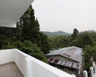 Super Hotel O Summer King - Nainital - Balcón