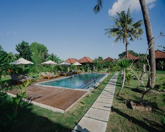 Lembongan Island/Sunset Star Huts - Klungkung - Zwembad