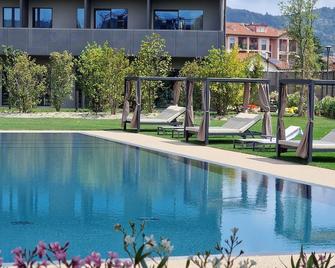 Como Hills - Como - Pool