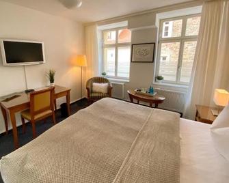 deckerts Hotel am Katharinenstift - Eisleben - Bedroom