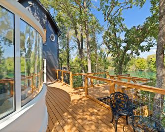 Zenfulcove - Elgin - Balcony