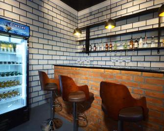 Abc Hostel - Nyaungshwe - Bar