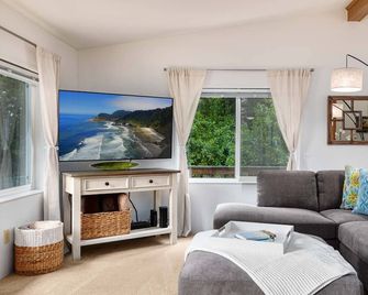 Heceta beach cottage - Florence - Obývací pokoj