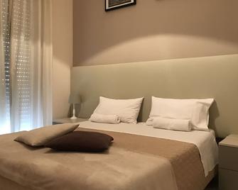 Civico7 - Villa San Giovanni - Habitación