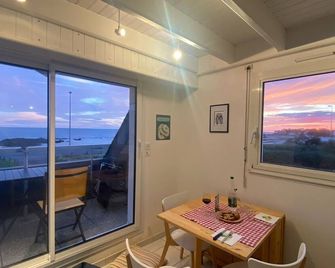 Apartment facing the sea in Piriac sur Mer. 2023 stage town for the Solitaire du Figaro. - Piriac-sur-Mer - Dining room