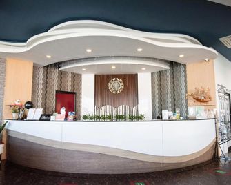 The Proud Hotel - Ubon Ratchathani - Vastaanotto