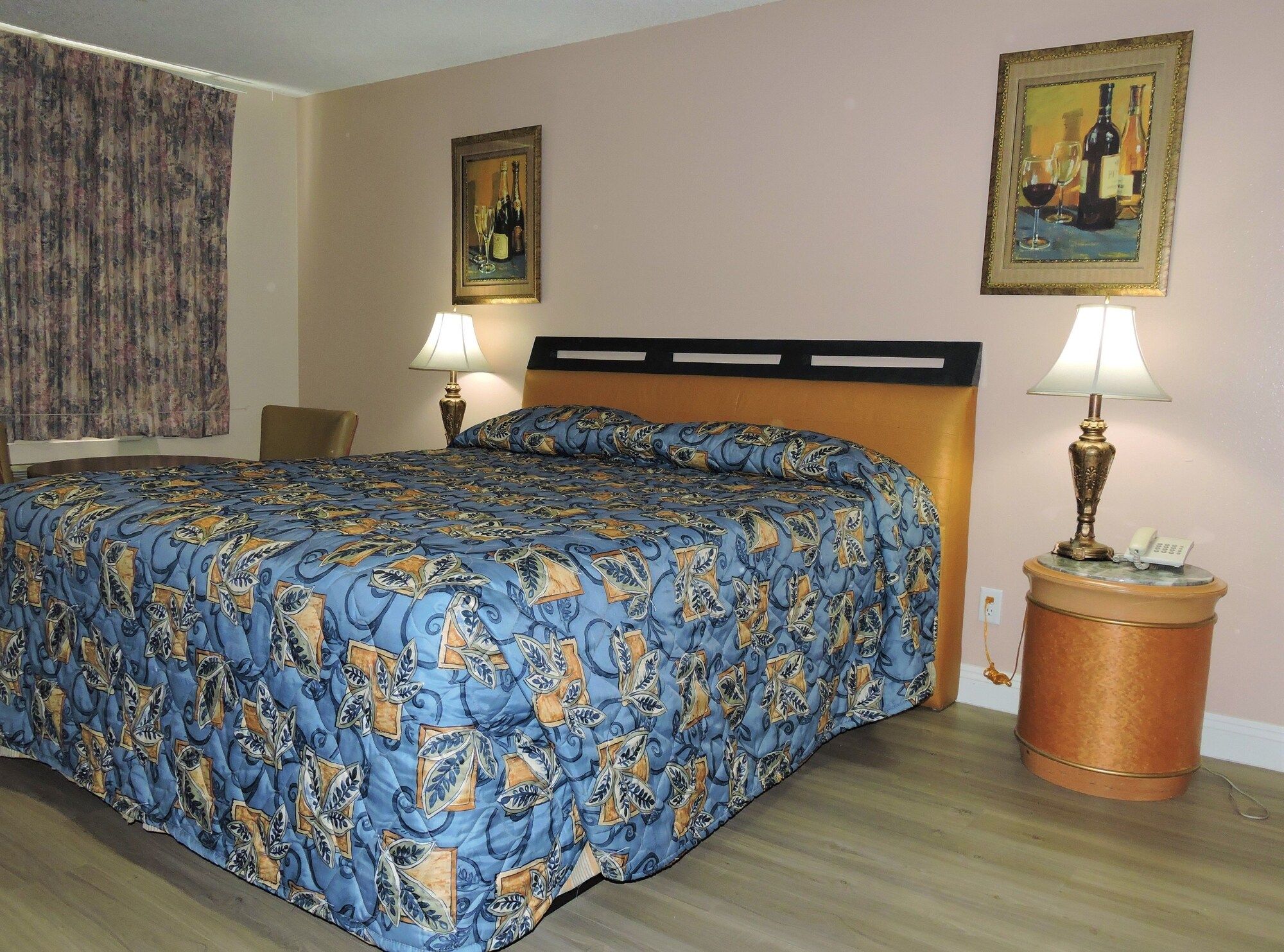 American Inn - Las Vegas - Sovrum