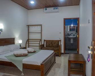 Innovick Residence - Kandy - Bedroom