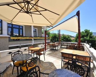 Petrino Gökçeada Hotel&Kitchen - Gökçeada - Balcony