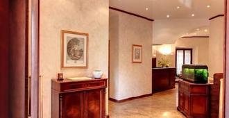 Hotel Valentino Centro Storico - Orvieto - Servicio de la habitación