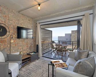 Manhattan on Coral 7 by Host Agents - Bloubergstrand - Living room