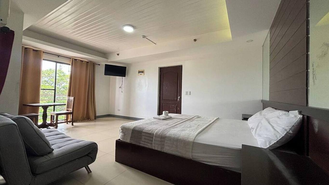 Yellowbell Hotel