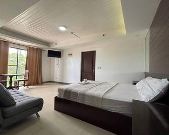 Yellowbell Hotel - Batangas - Bedroom