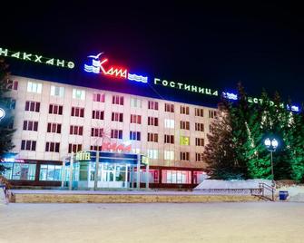 Hotel Kama - Nizhnekamsk - Edificio