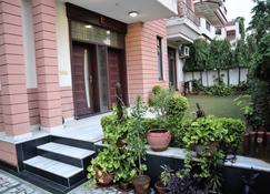 2 Bedroom Accommodation In A Luxury Villa With Terrace Garden - Jaipur - Vista del exterior