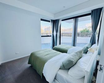Work, Rest, Commute – All in One | 5 Mins to Tallawong Metro - Rouse Hill - Bedroom