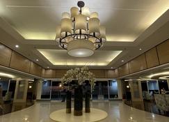 1 Br Fully Furnished Condo Across Moa - Shell Residences Tower A, Unit 1130 - Pasay - Lobby