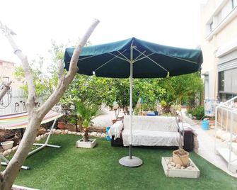 Carmela House - Arad - Patio