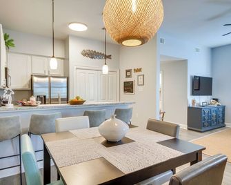 'Cloud 9 on the Gulf', 1 Mi to Beach: Pet Friendly - Bay Saint Louis - Essbereich