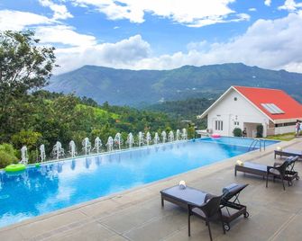 The Fog Munnar (Resort & Spa) - Munnar - Piscine
