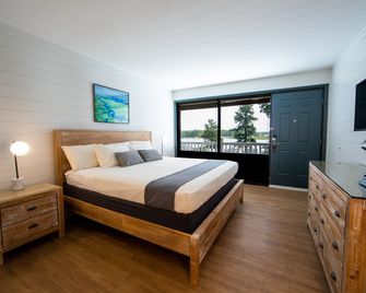 Rivers Rest Resort - Charles City