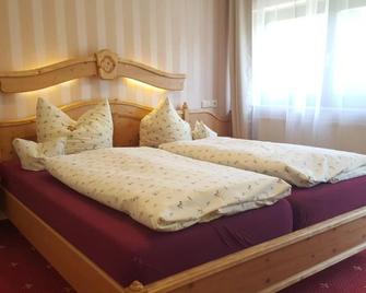 Landhotel Burgenblick - Érfurt - Habitación