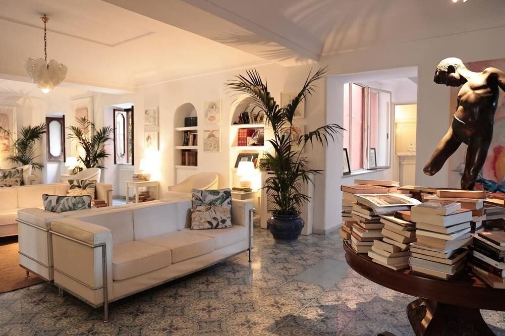 هوتل تيرم أورينت - إيشيا - غرفة معيشة