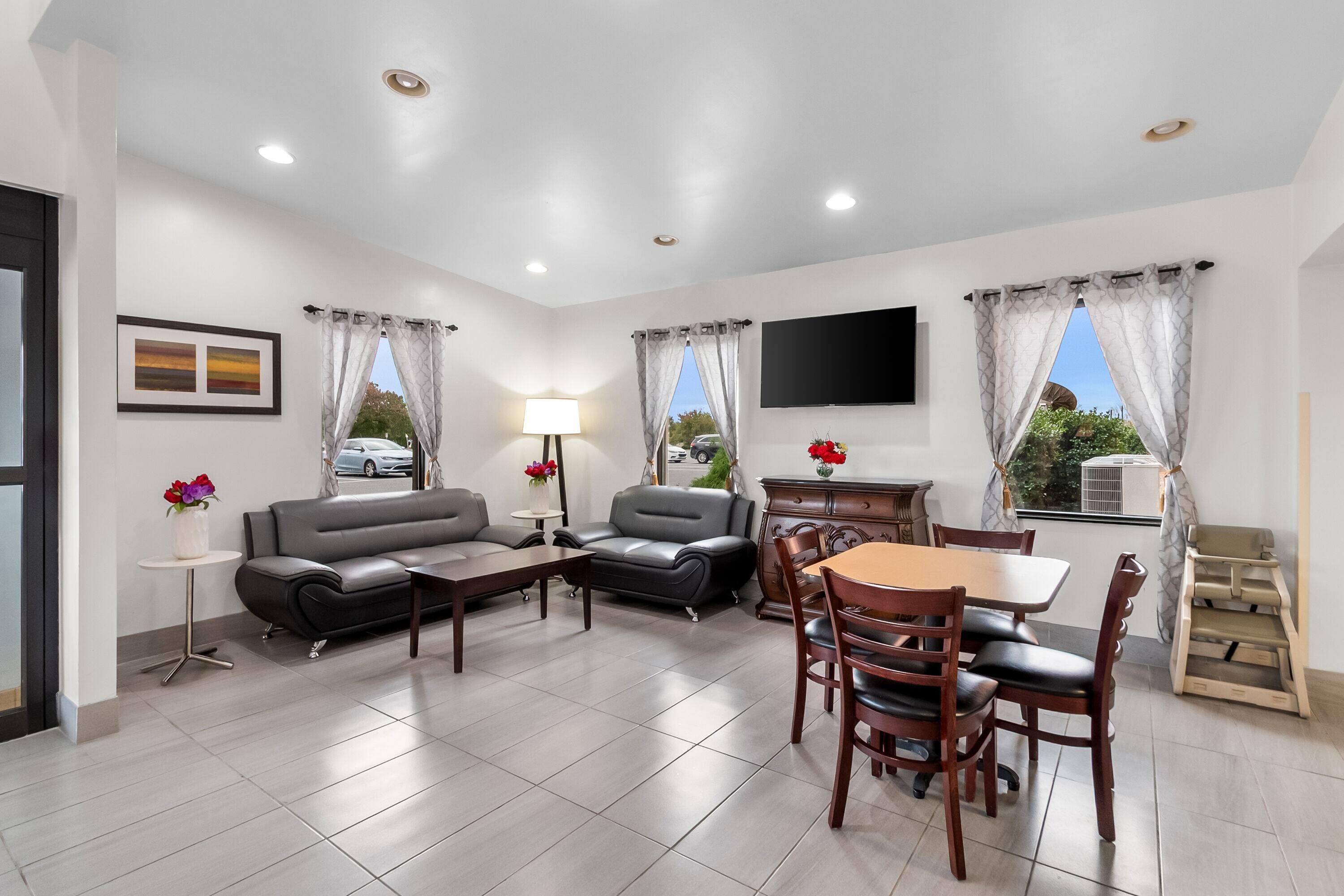 Travelodge by Wyndham Winchester