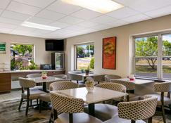 Econo Lodge Amish Country - Lancaster - Restaurant