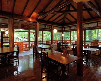 Cest La Vie - Minano - Restaurante