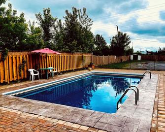 Hôtel Motel Granby - Granby - Pool