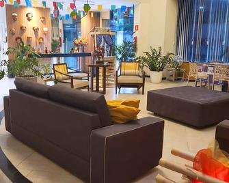 산드린 프라이어 호텔 - 아라카주 - 라운지