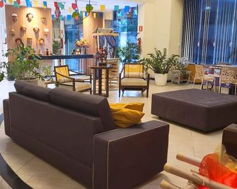 ساندرين بارايا هوتل - أراكاجو - ردهة