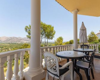 Awesome Home In Orba With Wifi - Orba - Balcony