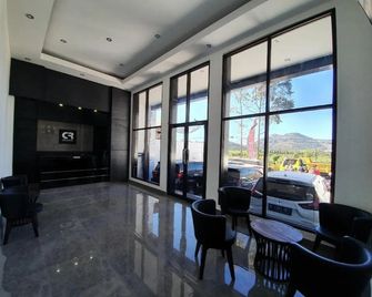 Charaka Residence - Banjarnegara - Lobby