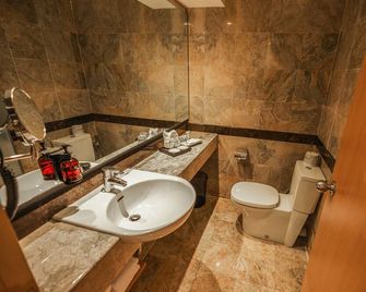 Hotel Kimaya Slipi Jakarta By Harris - Jakarta