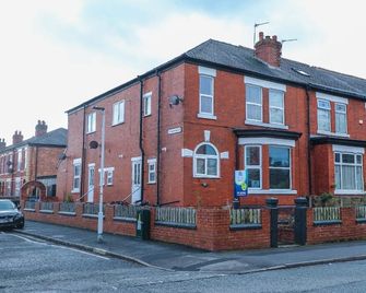 Amazing 4 bedroom house Sleep 7 Manchester - Manchester - Gebouw