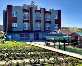 Kuzey Otel - Sinop - Building