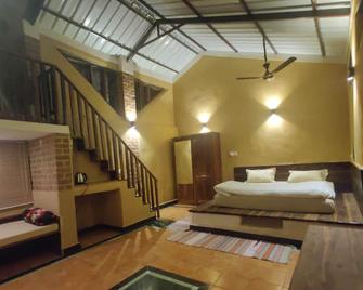 Surwahi Social Ecoestate Kanha - Kanha - Habitación
