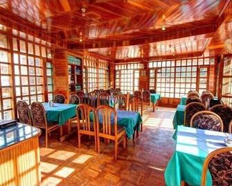 Dragon Inn - Manali - Restaurante
