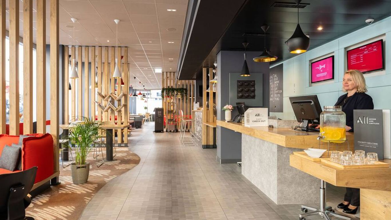 ibis Geneve Centre Lac