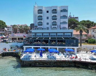 Marti Beach Hotel - Kusadasi