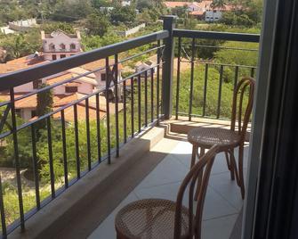 Shanzu Beach apartment with stunning Ocean view - Mtwapa - Balcony