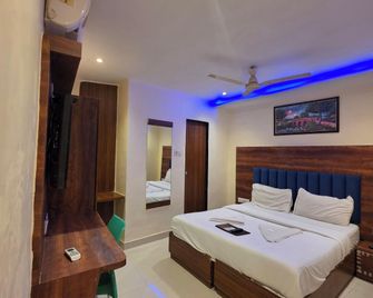 Hotel Wellingten - Mumbai - Bedroom